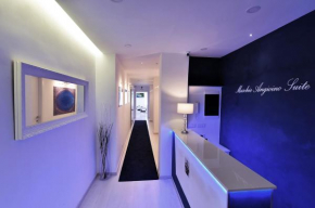  Maschio Angioino Suite - Bed and Breakfast Napoli  Неаполь